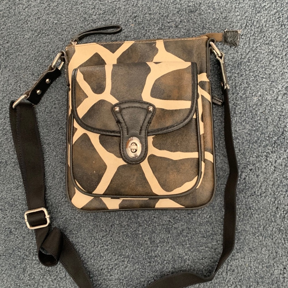 Giraffe print purse